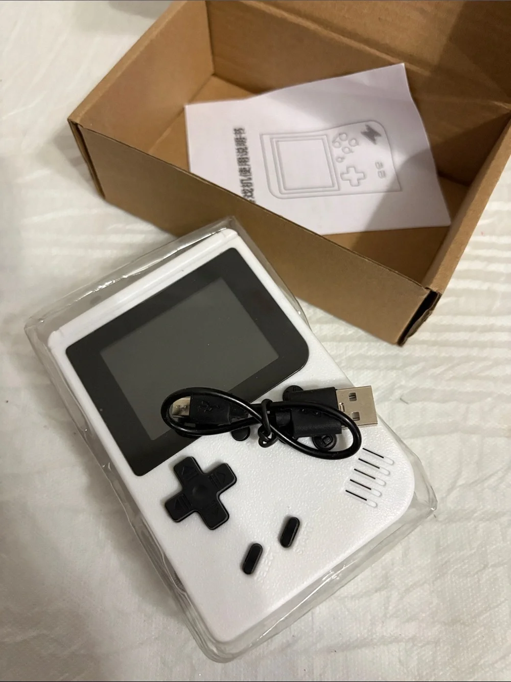N/A compact white